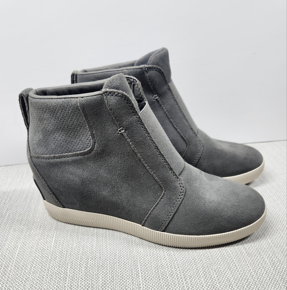 Sorel Out N About Size 10 Pull On Wedge Boot Gray Suede Women